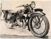 350cc HST 1930 avant droit Image 1